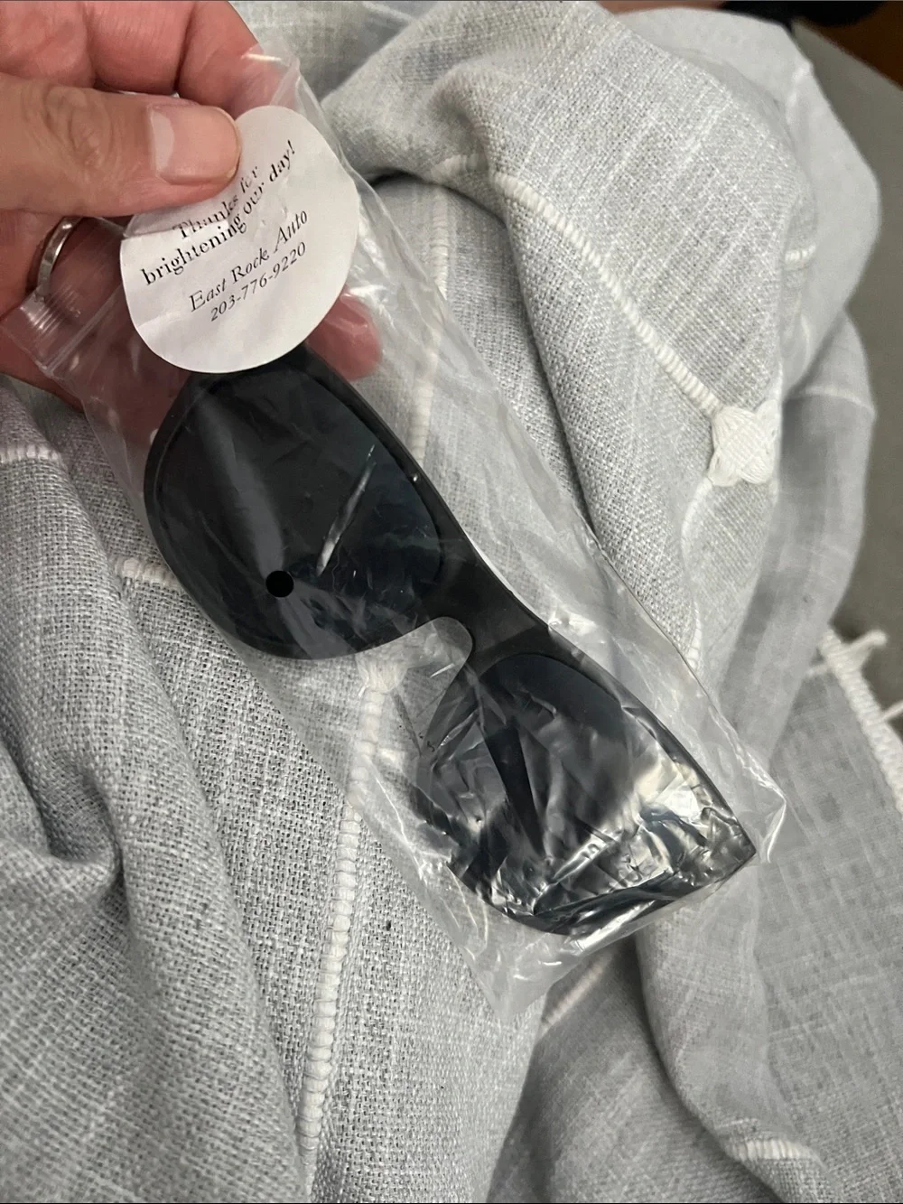 Black and White Plastic Sunglasses - A freebie giveaway from NYC